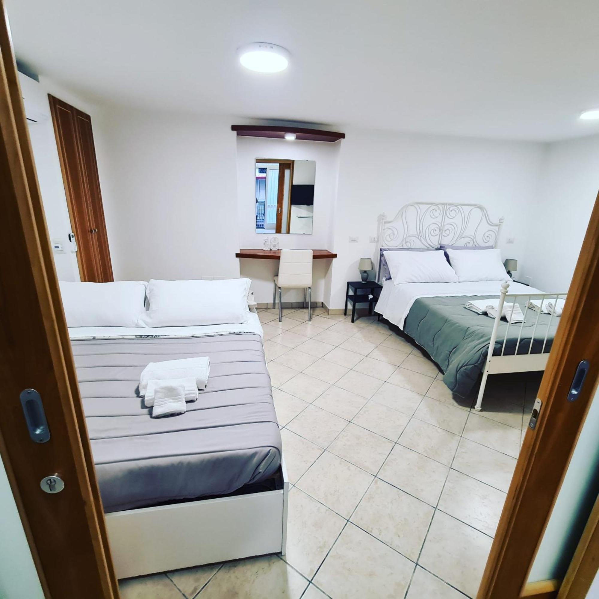 Casa Mia Al Plebiscito Apartment Napoli Bagian luar foto